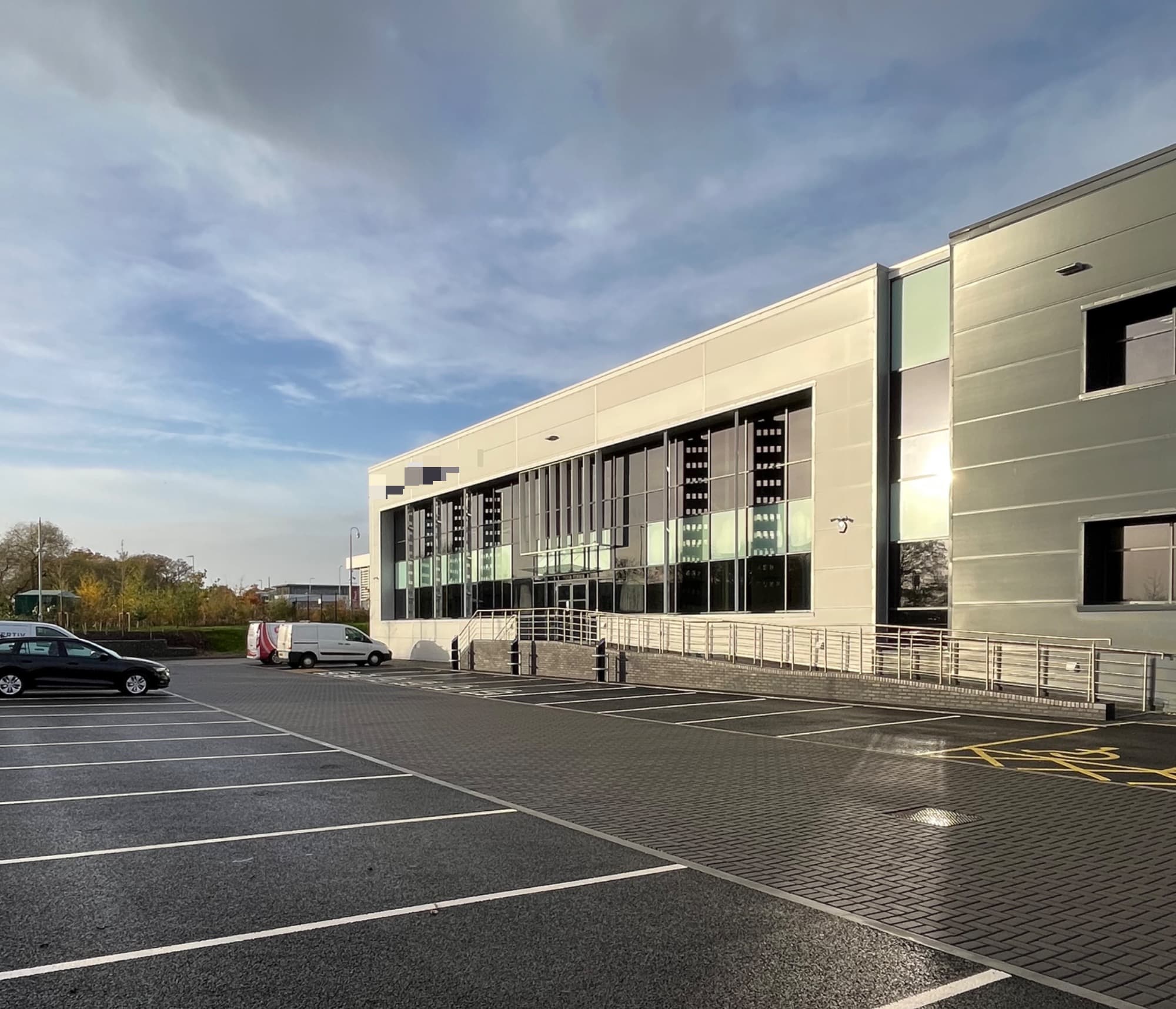 Aussenaufnahme des Rechenzentrums in England